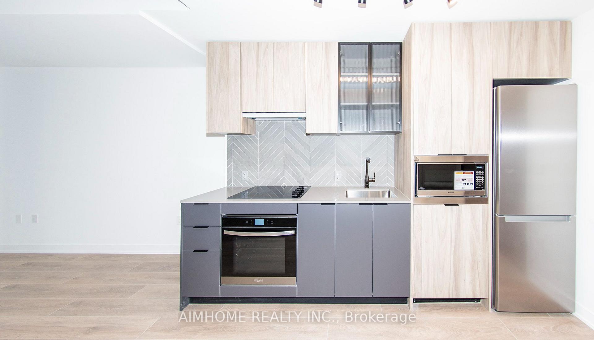 Photo 3 of Unit 524, 1037 The Queensway, Etobicoke, Islington-City Centre West — HOMEH