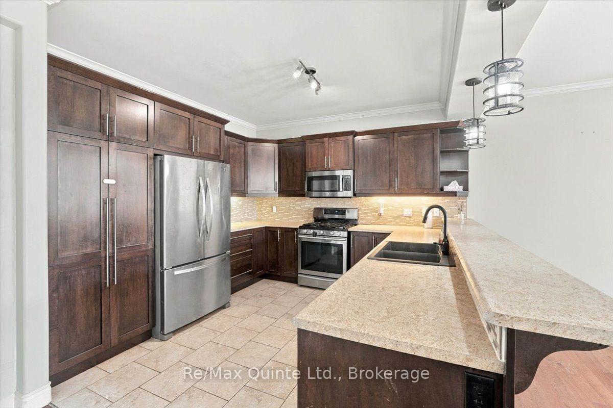 Photo 6 of 39 Princeton Place, Belleville, Thurlow Ward — HOMEH