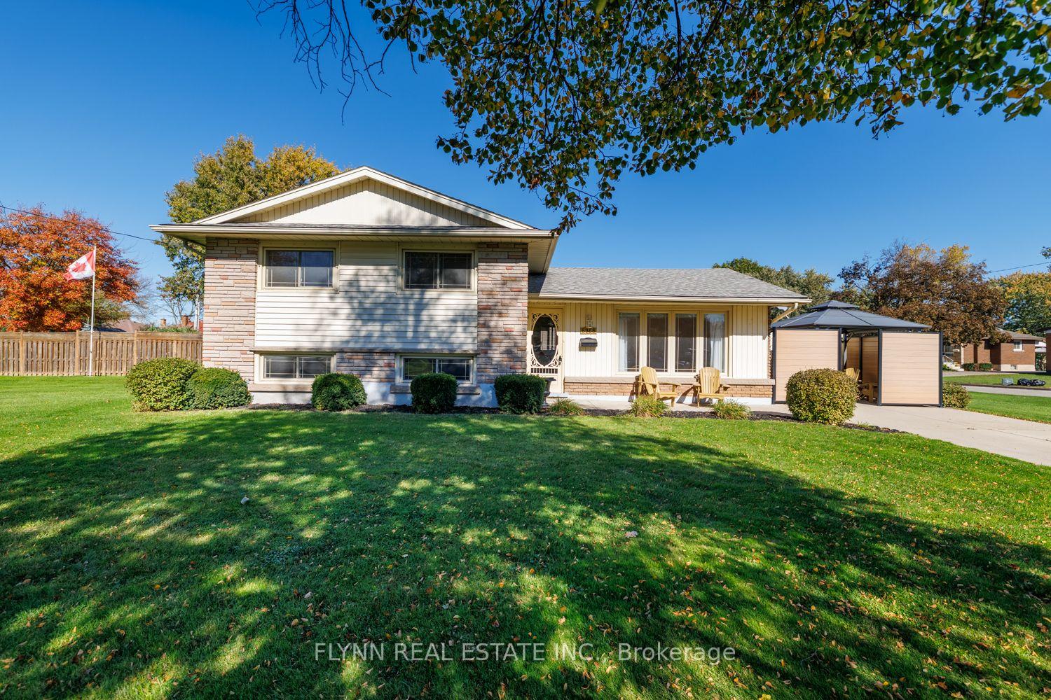 Photo of 8968 Banting Avenue