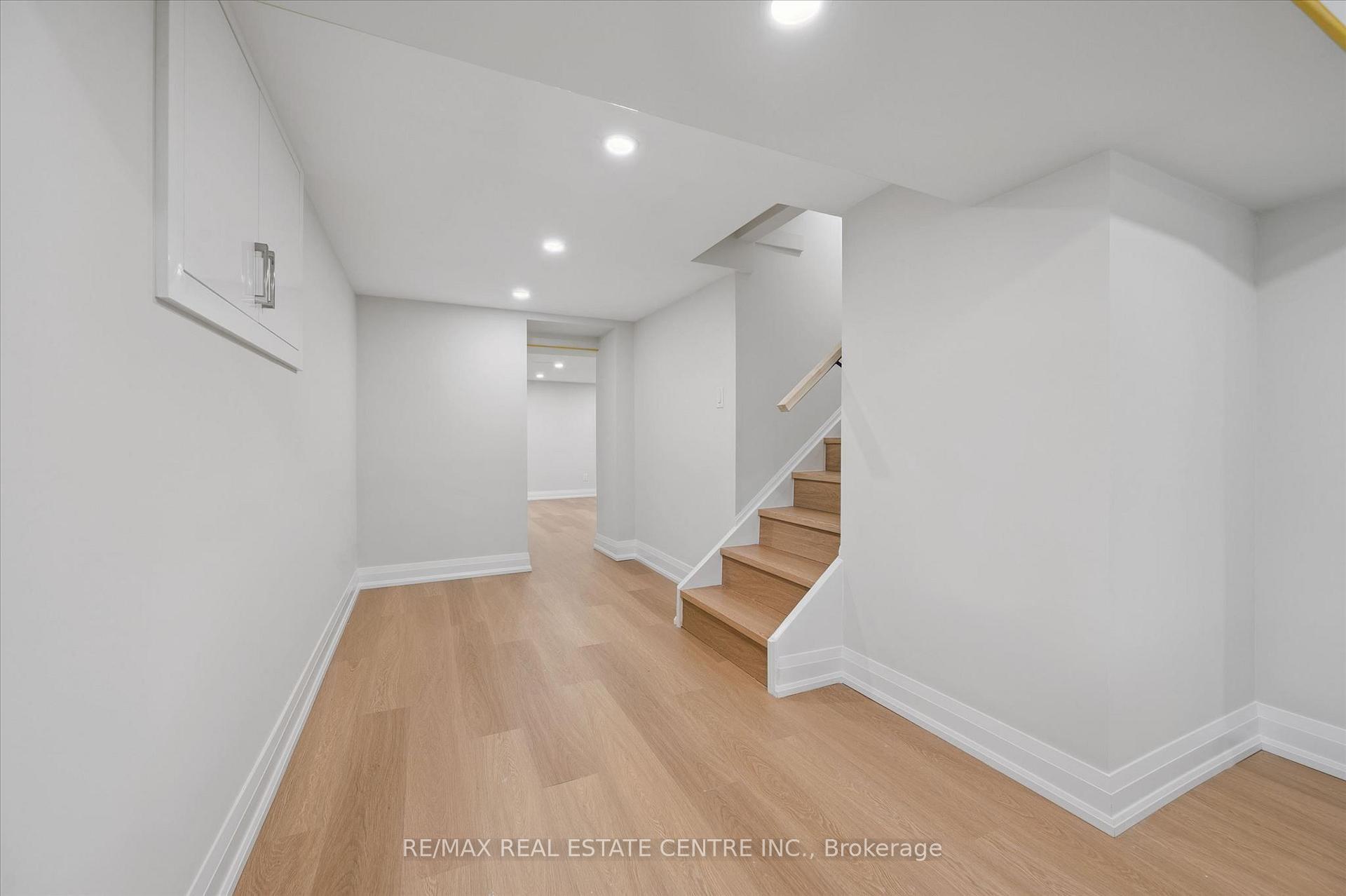 Photo 16 of 651 Dundas Street S, Cambridge, Little's Corners — HOMEH