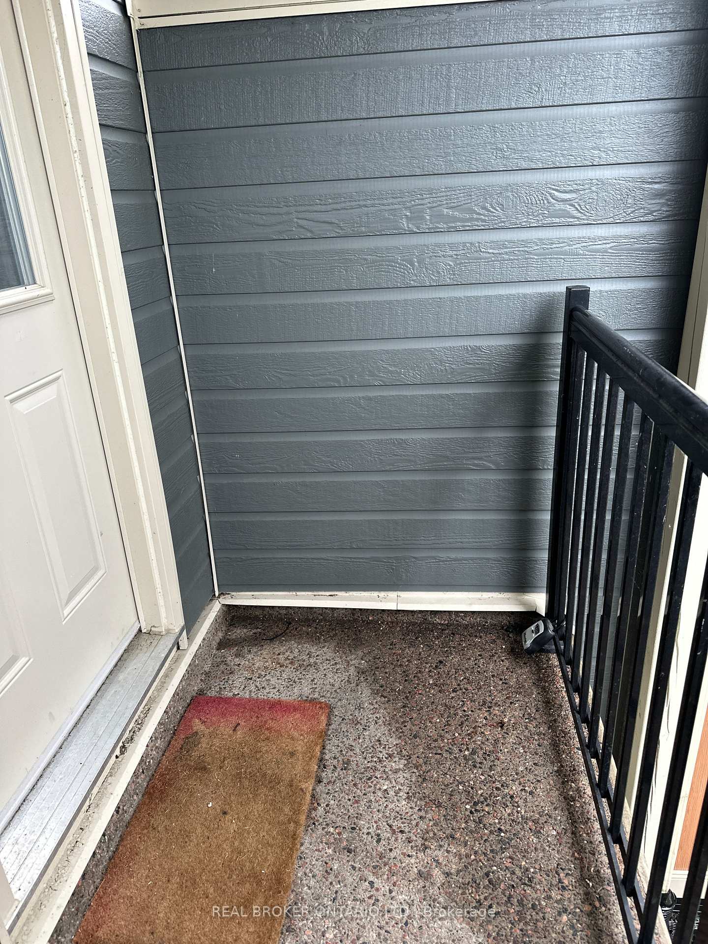 Photo 4 of Unit 72B, 750 St. Andre Drive, Ottawa, Hiawatha Park/Convent Glen — HOMEH