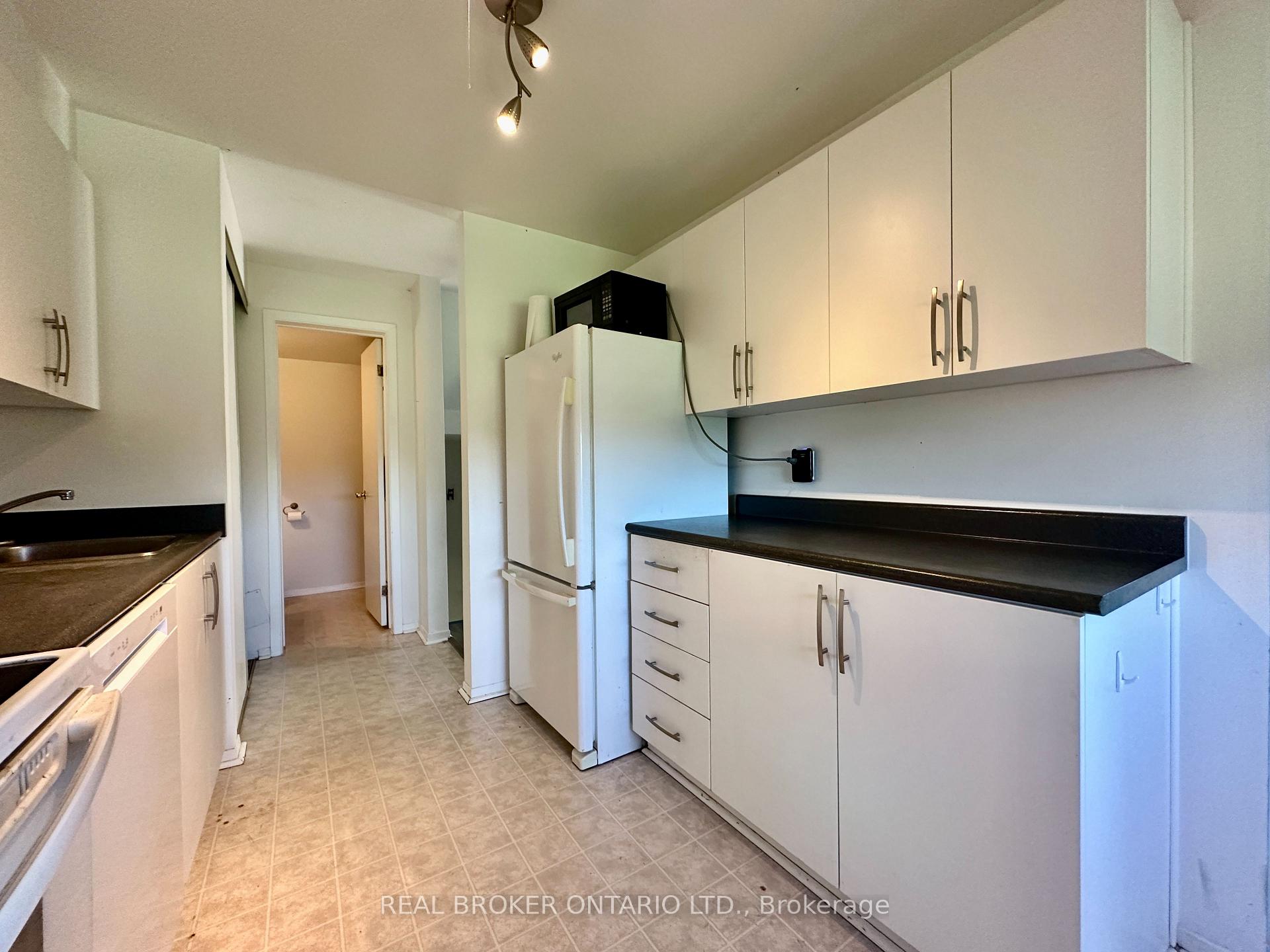 Photo 13 of Unit 72B, 750 St. Andre Drive, Ottawa, Hiawatha Park/Convent Glen — HOMEH