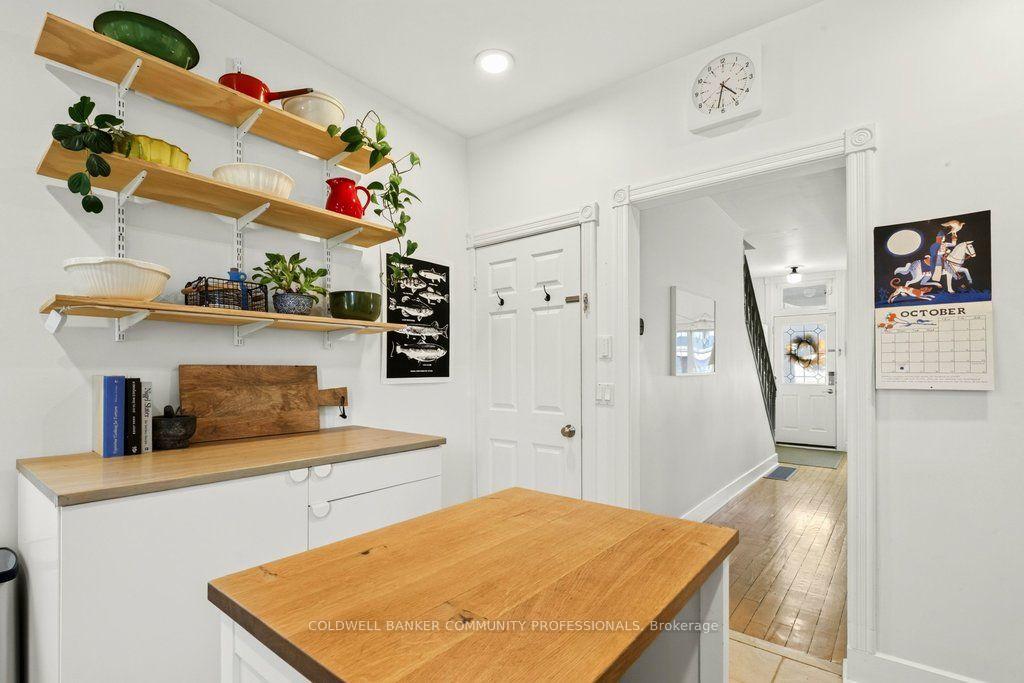 Photo 21 of 20 Belview Avenue, Hamilton, Crown Point — HOMEH