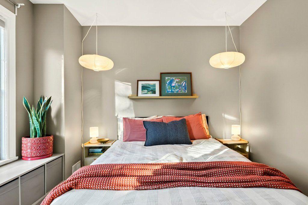 Photo 33 of 20 Belview Avenue, Hamilton, Crown Point — HOMEH