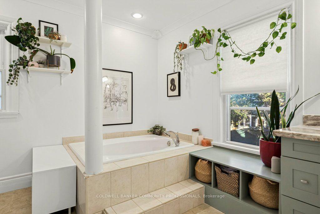 Photo 37 of 20 Belview Avenue, Hamilton, Crown Point — HOMEH