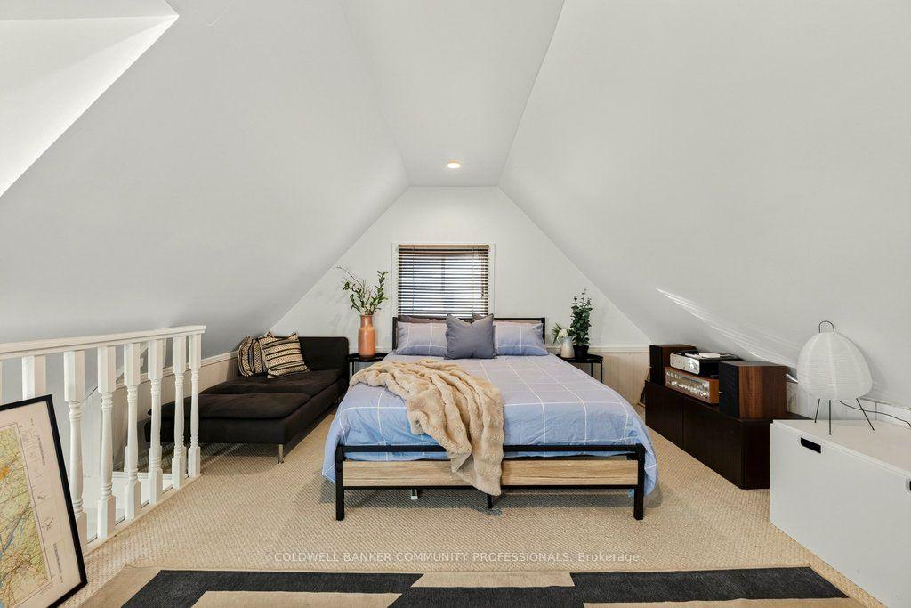 Photo 44 of 20 Belview Avenue, Hamilton, Crown Point — HOMEH