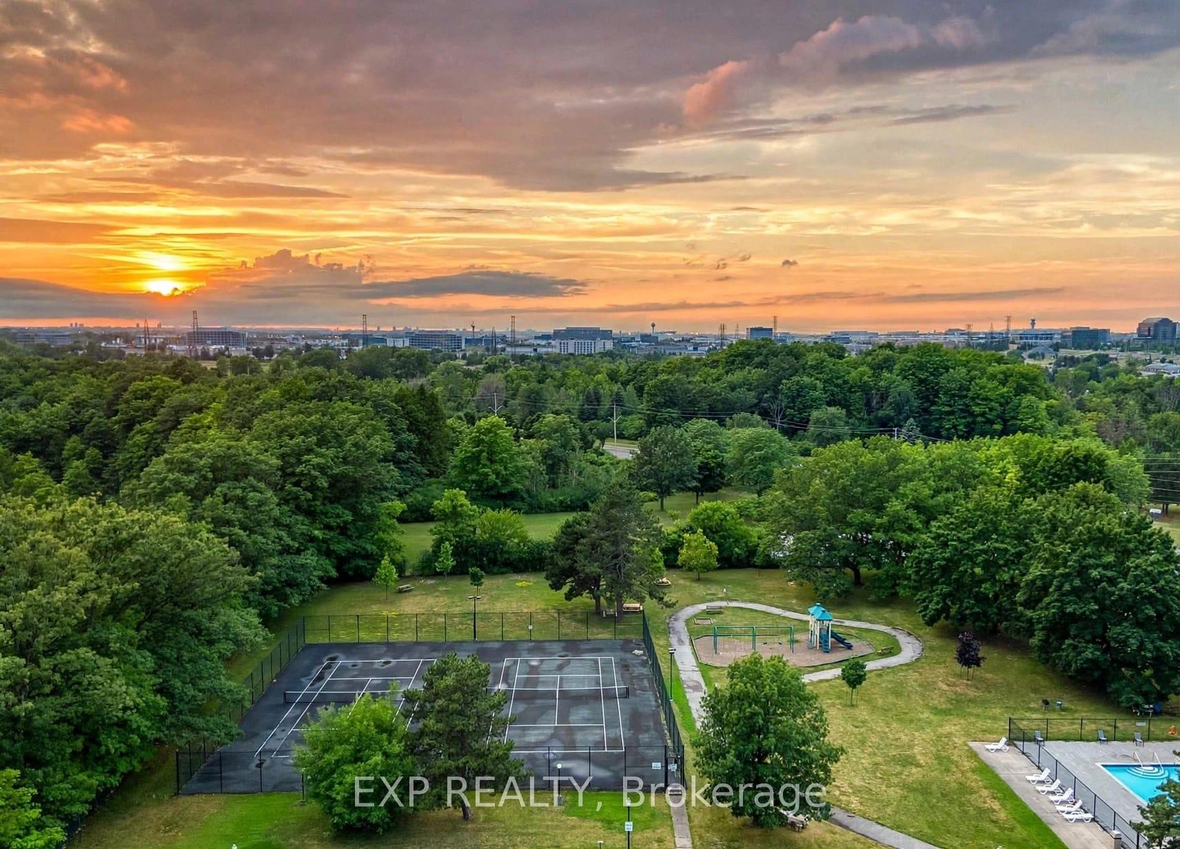 Photo 3 of 420 Mill Road, Etobicoke, Eringate-Centennial-West Deane — HOMEH