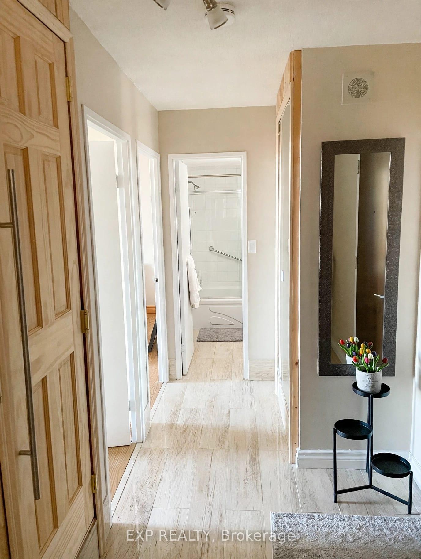 Photo 8 of 420 Mill Road, Etobicoke, Eringate-Centennial-West Deane — HOMEH