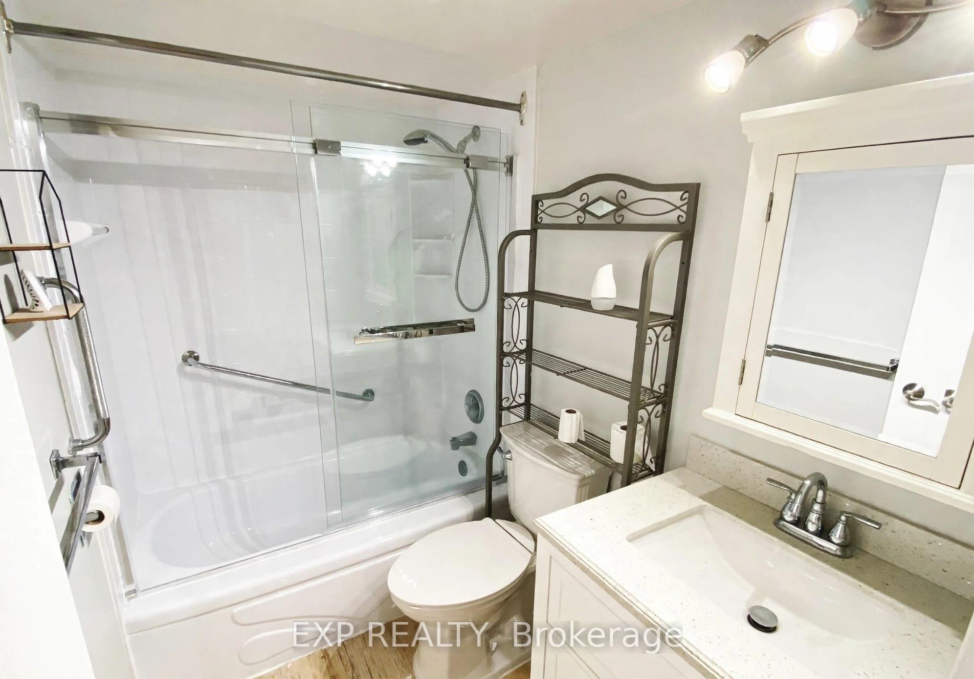 Photo 9 of 420 Mill Road, Etobicoke, Eringate-Centennial-West Deane — HOMEH