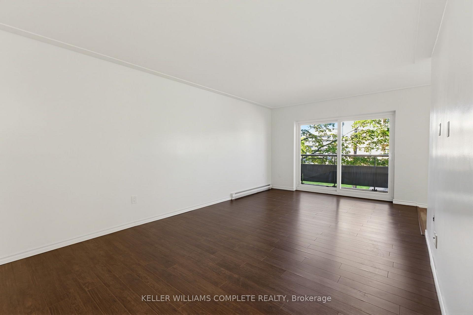 Photo 5 of Unit 210, 11 Woodman Drive S, Hamilton, Corman — HOMEH