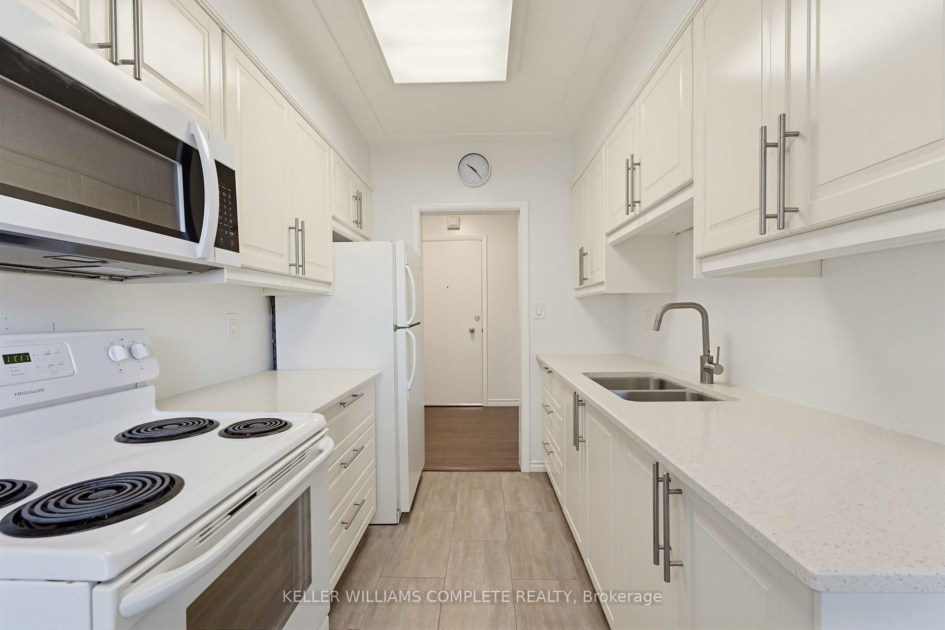 Photo 8 of Unit 210, 11 Woodman Drive S, Hamilton, Corman — HOMEH