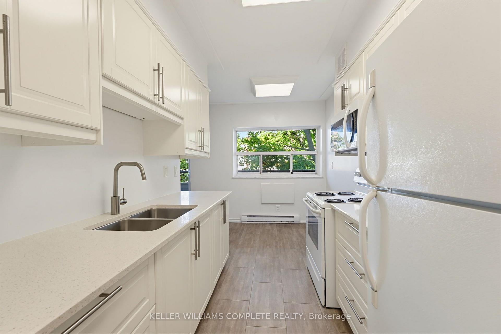Photo 9 of Unit 210, 11 Woodman Drive S, Hamilton, Corman — HOMEH