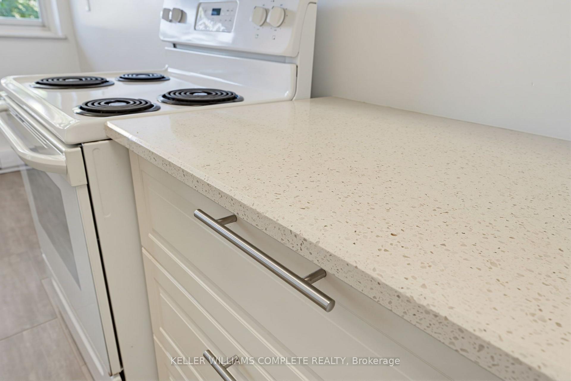 Photo 12 of Unit 210, 11 Woodman Drive S, Hamilton, Corman — HOMEH