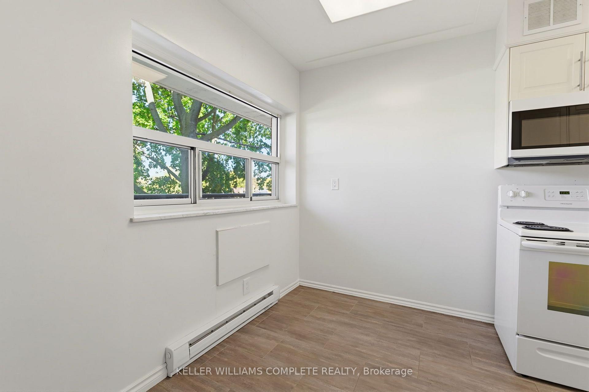 Photo 13 of Unit 210, 11 Woodman Drive S, Hamilton, Corman — HOMEH