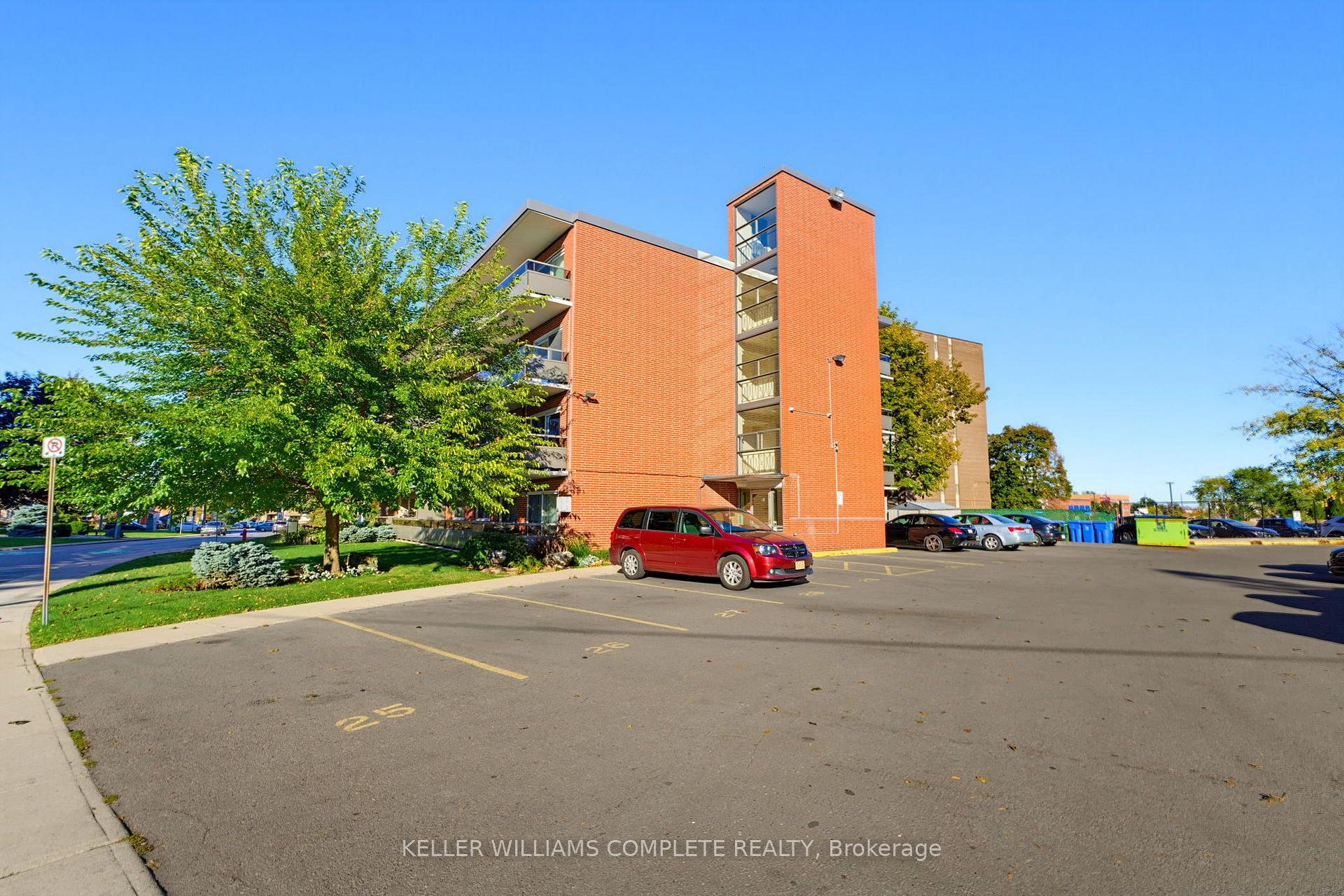 Photo 29 of Unit 210, 11 Woodman Drive S, Hamilton, Corman — HOMEH