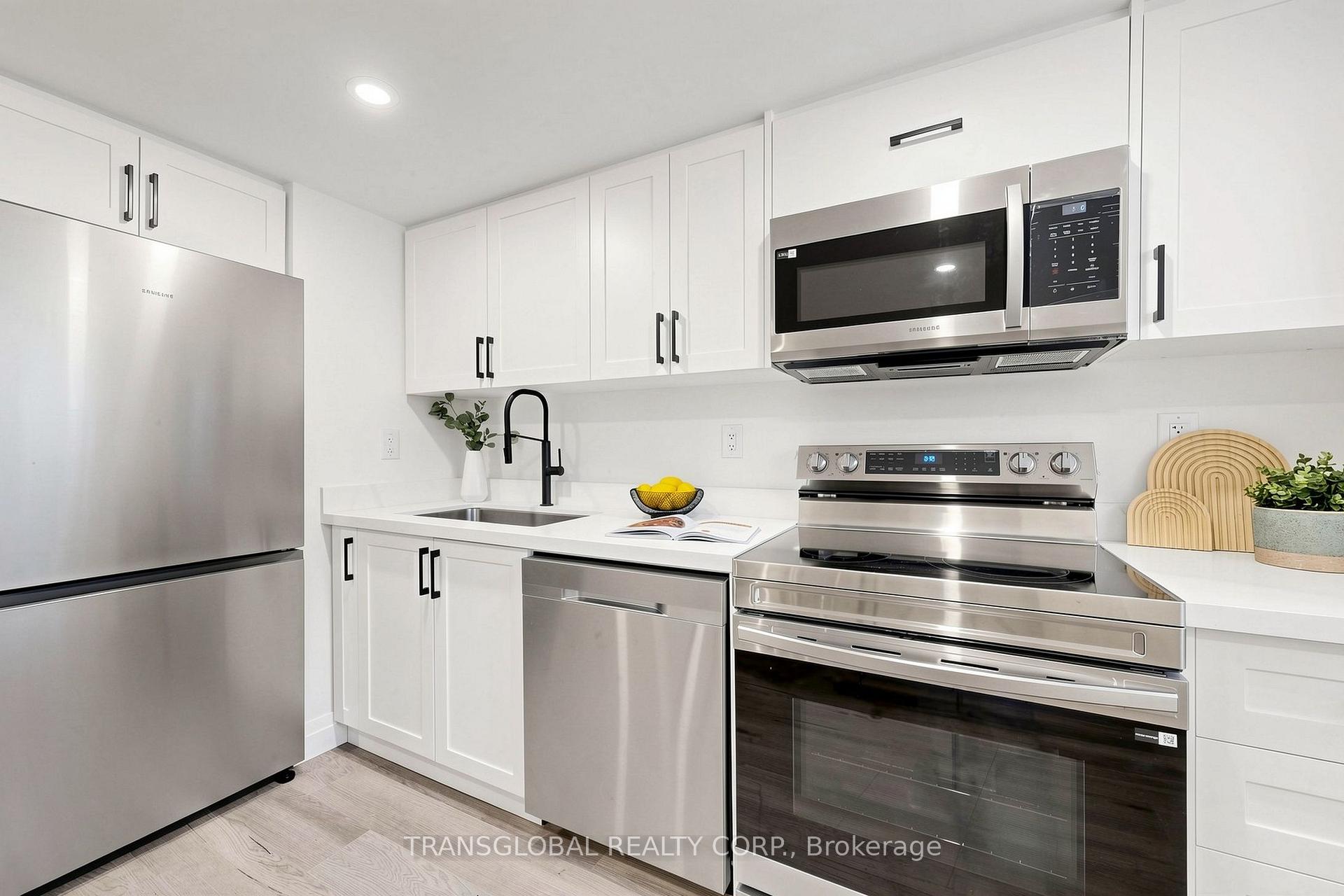 Photo 21 of 10 Anticosti Drive, Scarborough, Bendale — HOMEH