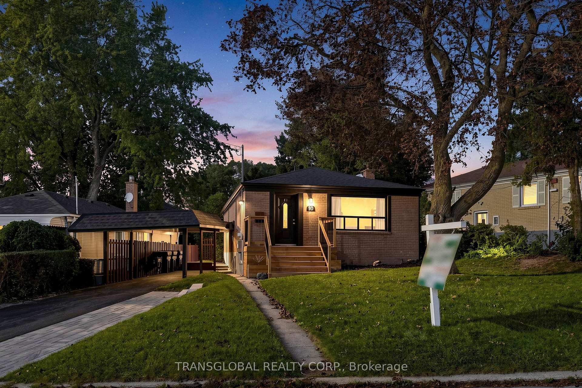Photo 33 of 10 Anticosti Drive, Scarborough, Bendale — HOMEH