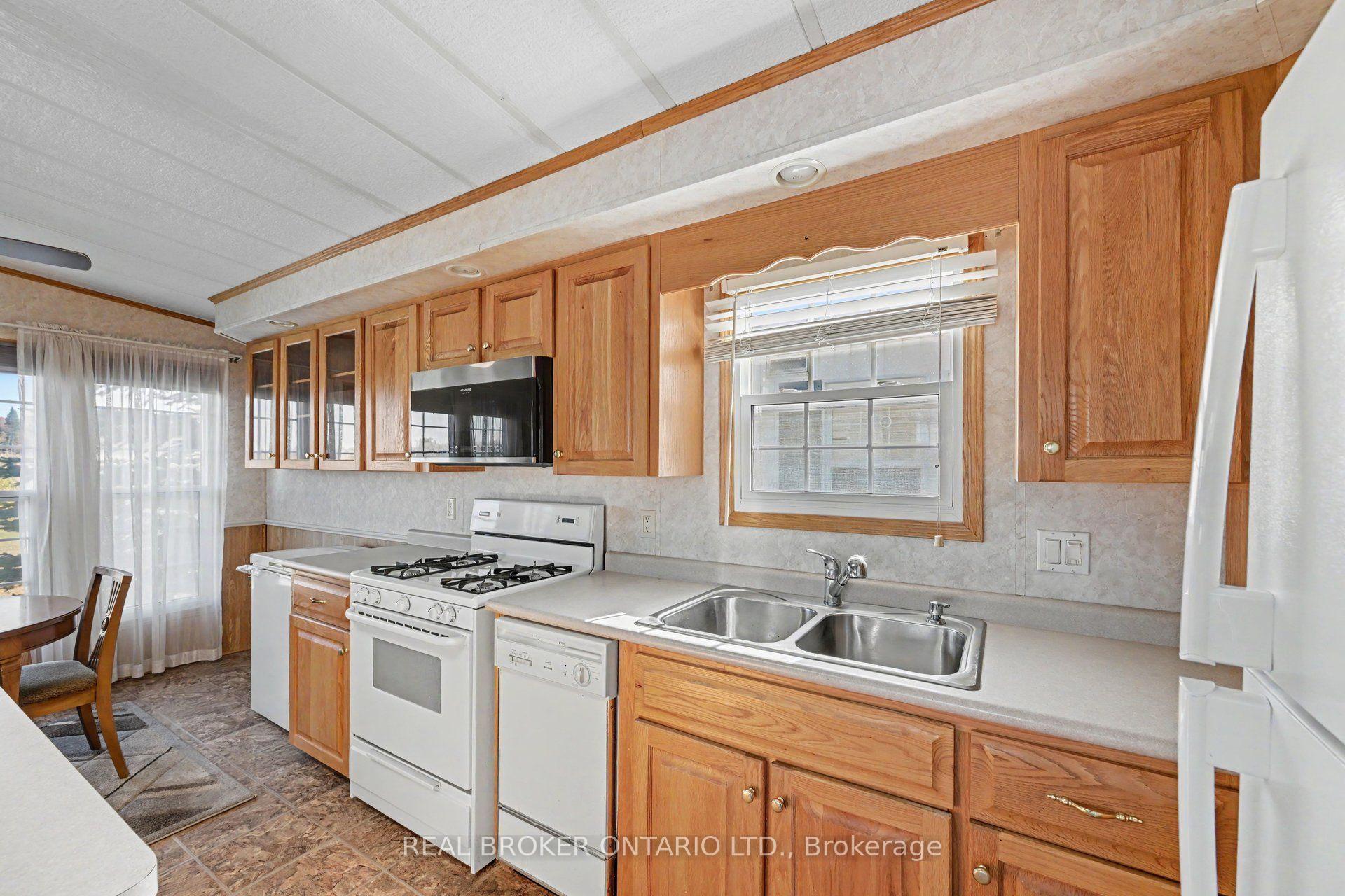 Photo 7 of 13 Du Lac Private, Ottawa, Remainder of Stittsville & Area — HOMEH