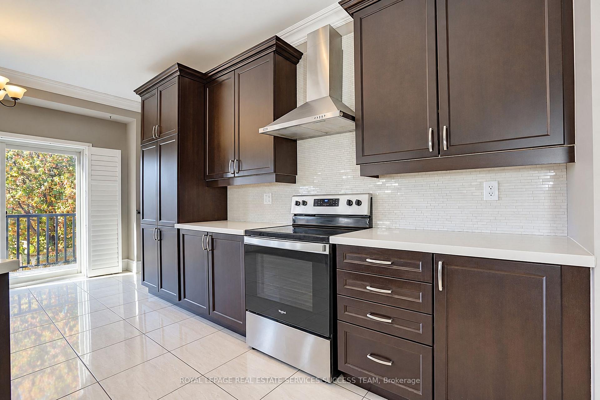 Photo 12 of 1684 Finkle Drive, Oshawa, Taunton — HOMEH