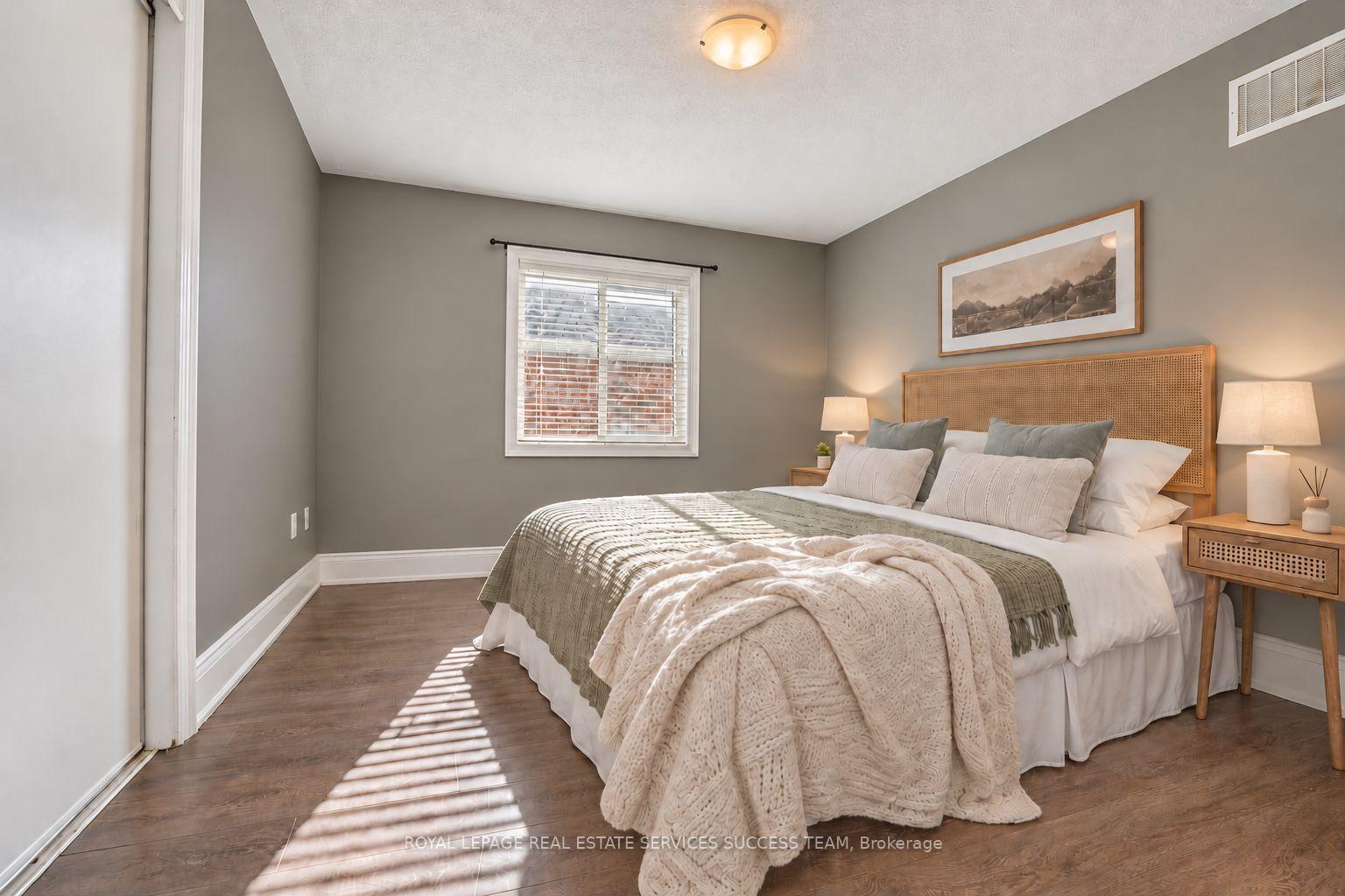 Photo 22 of 1684 Finkle Drive, Oshawa, Taunton — HOMEH