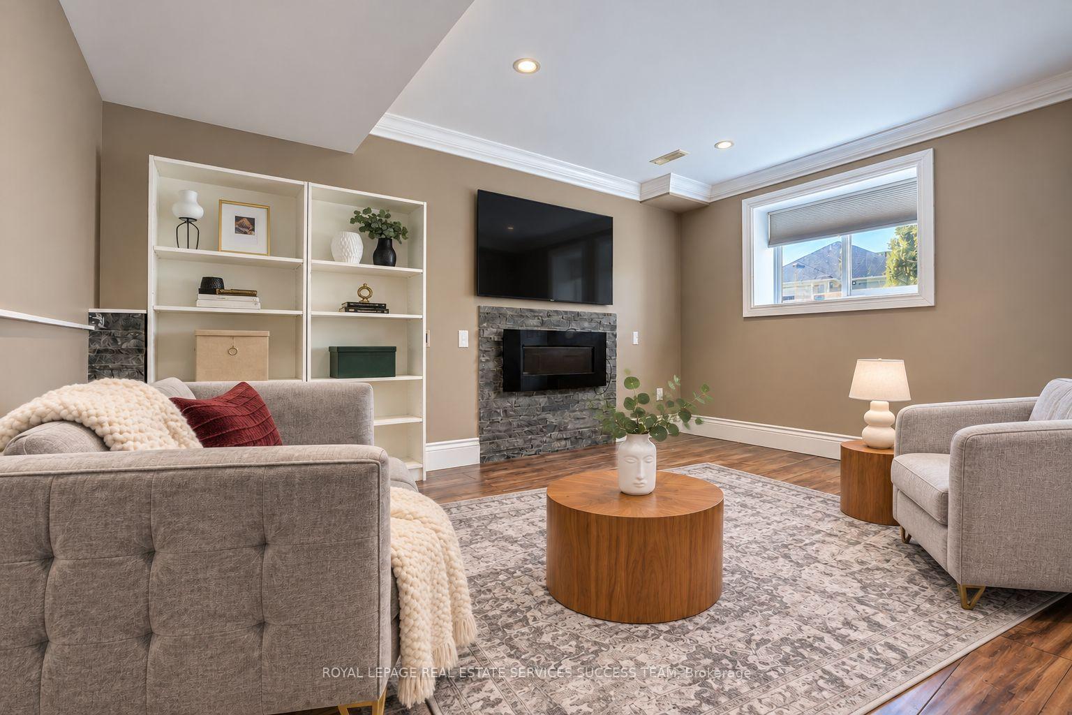 Photo 33 of 1684 Finkle Drive, Oshawa, Taunton — HOMEH