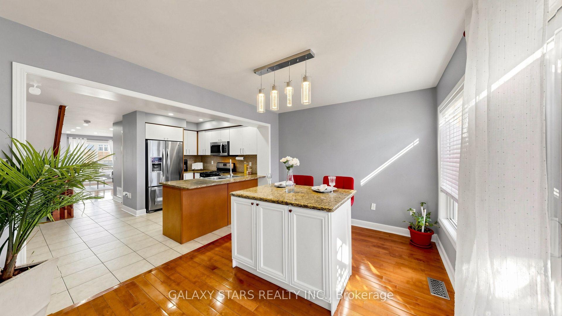 Photo 18 of 21 Cheetah Crescent, Scarborough, Rouge — HOMEH