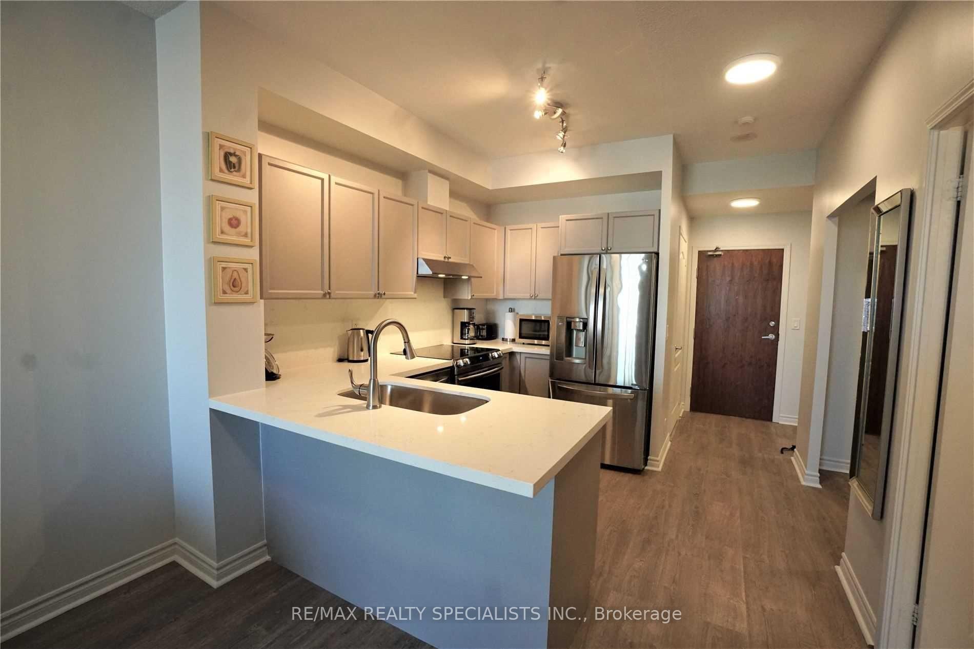 Photo 3 of Unit 2207, 33 Elm Drive, Mississauga, City Centre — HOMEH