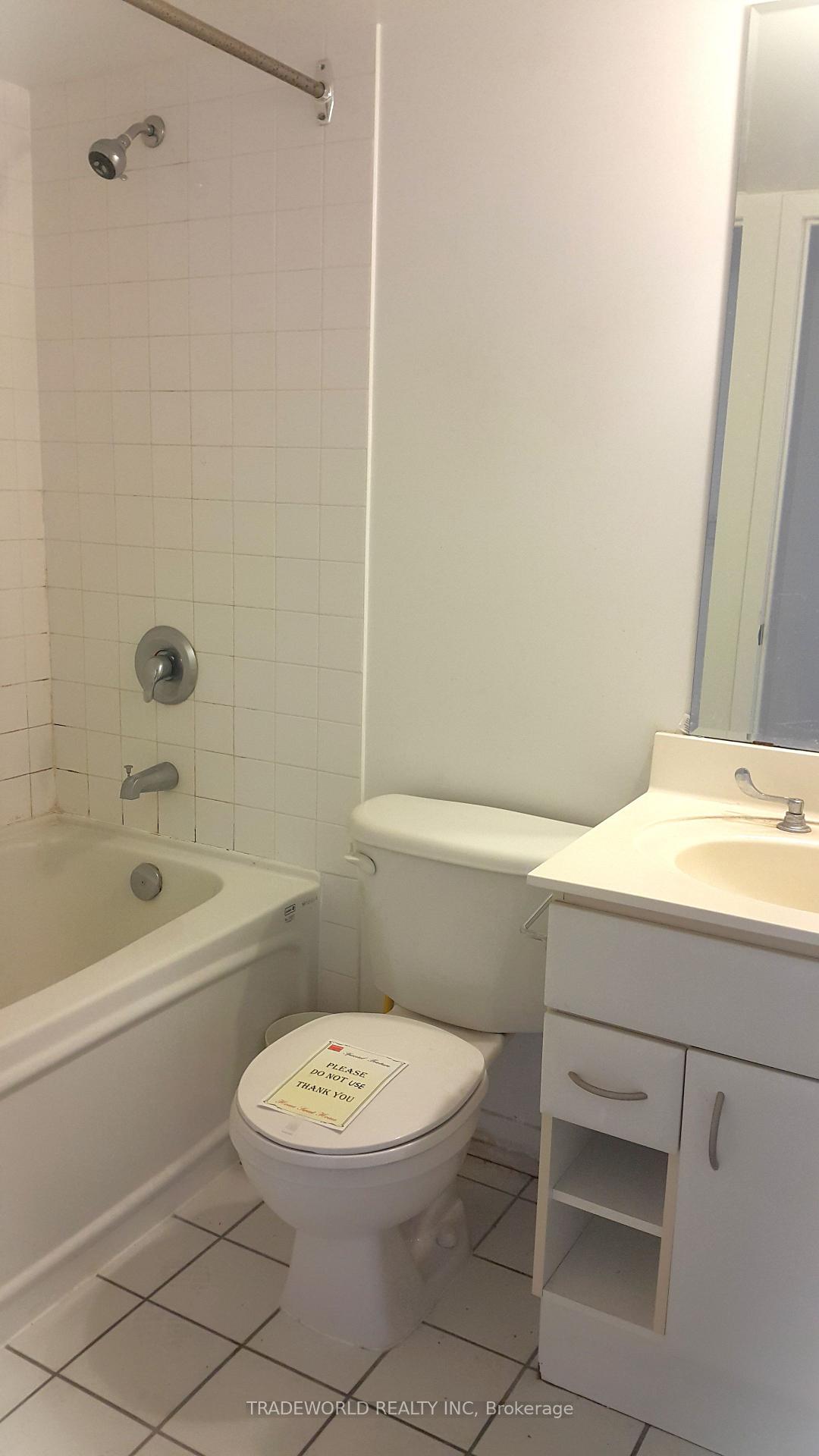 Photo 6 of Unit 1610, 38 Lee Centre Drive, Scarborough, Woburn — HOMEH