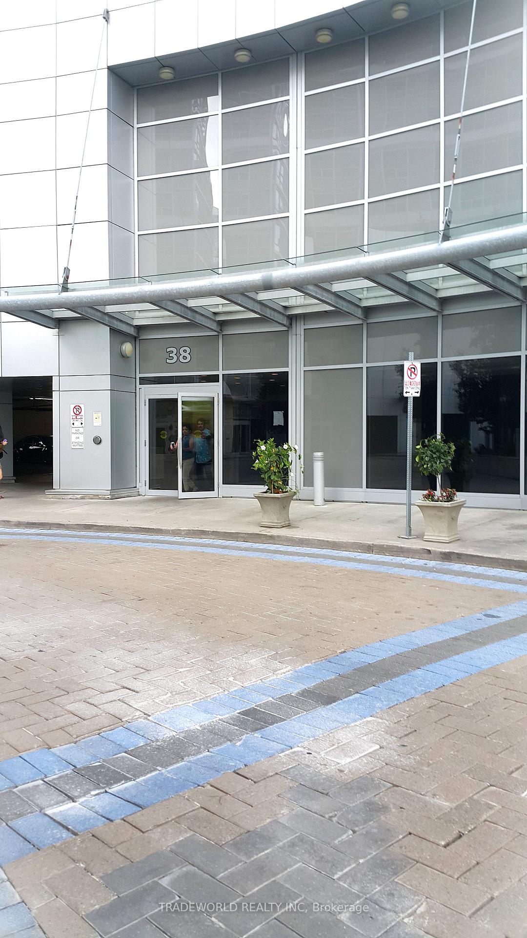 Photo 11 of Unit 1610, 38 Lee Centre Drive, Scarborough, Woburn — HOMEH