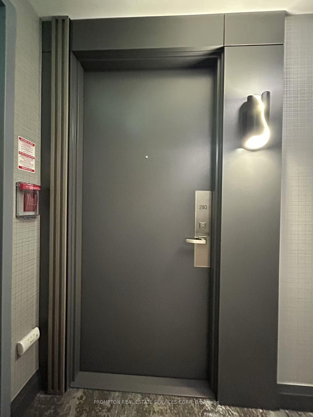 Photo 7 of Unit 2110, 7171 Yonge Street, Markham, Thornhill — HOMEH