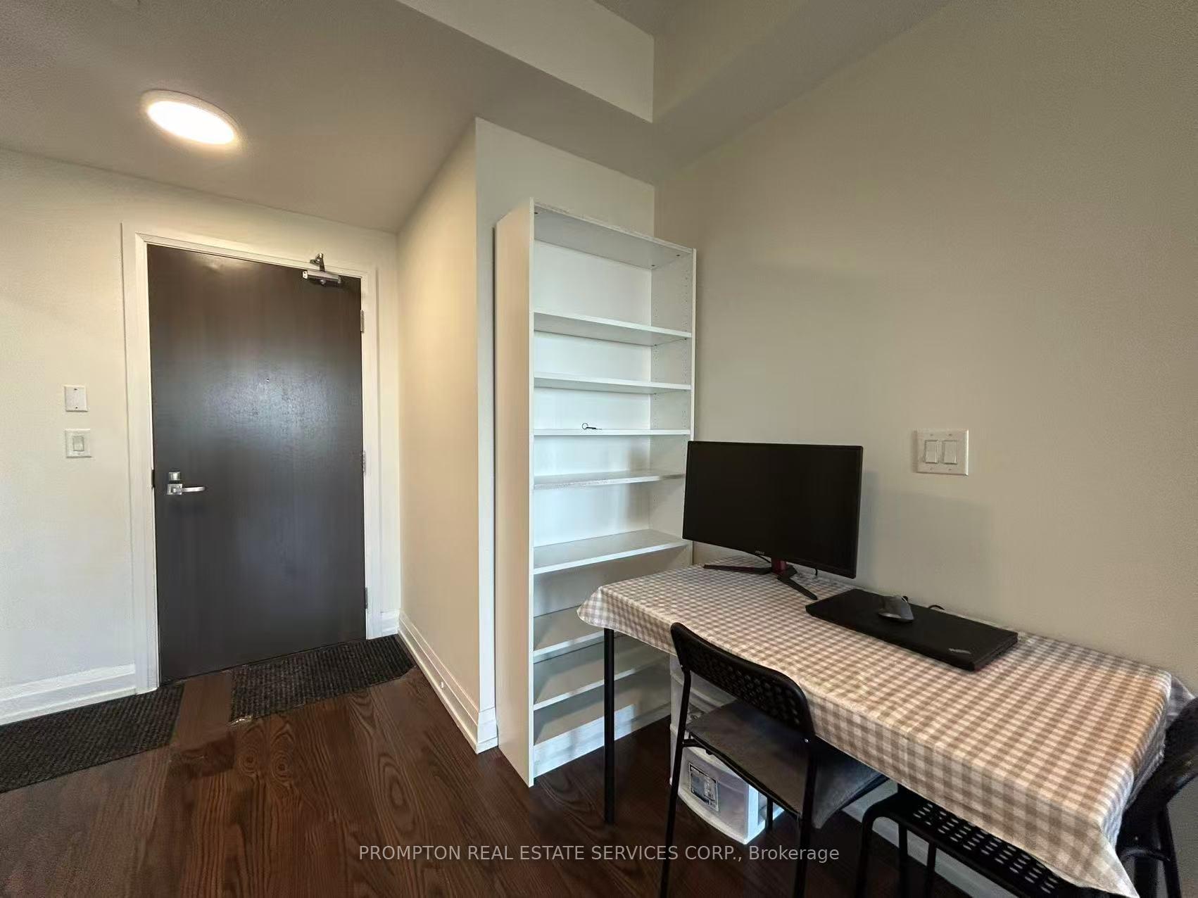 Photo 12 of Unit 2110, 7171 Yonge Street, Markham, Thornhill — HOMEH