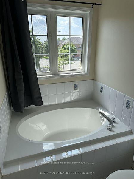 Photo 4 of 5960 Algarve Drive, Mississauga, Churchill Meadows — HOMEH