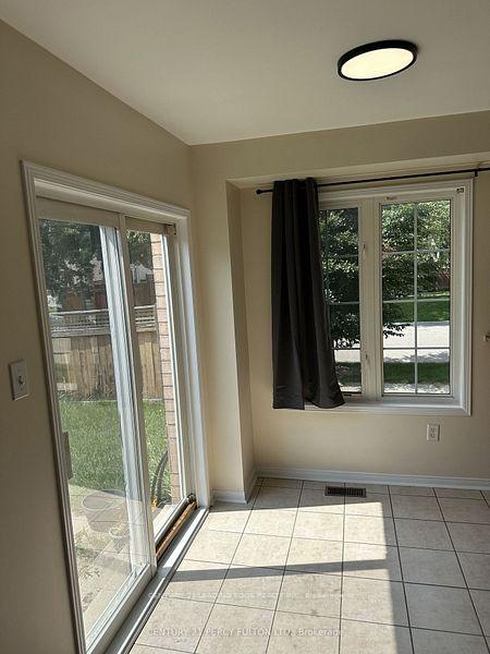 Photo 13 of 5960 Algarve Drive, Mississauga, Churchill Meadows — HOMEH