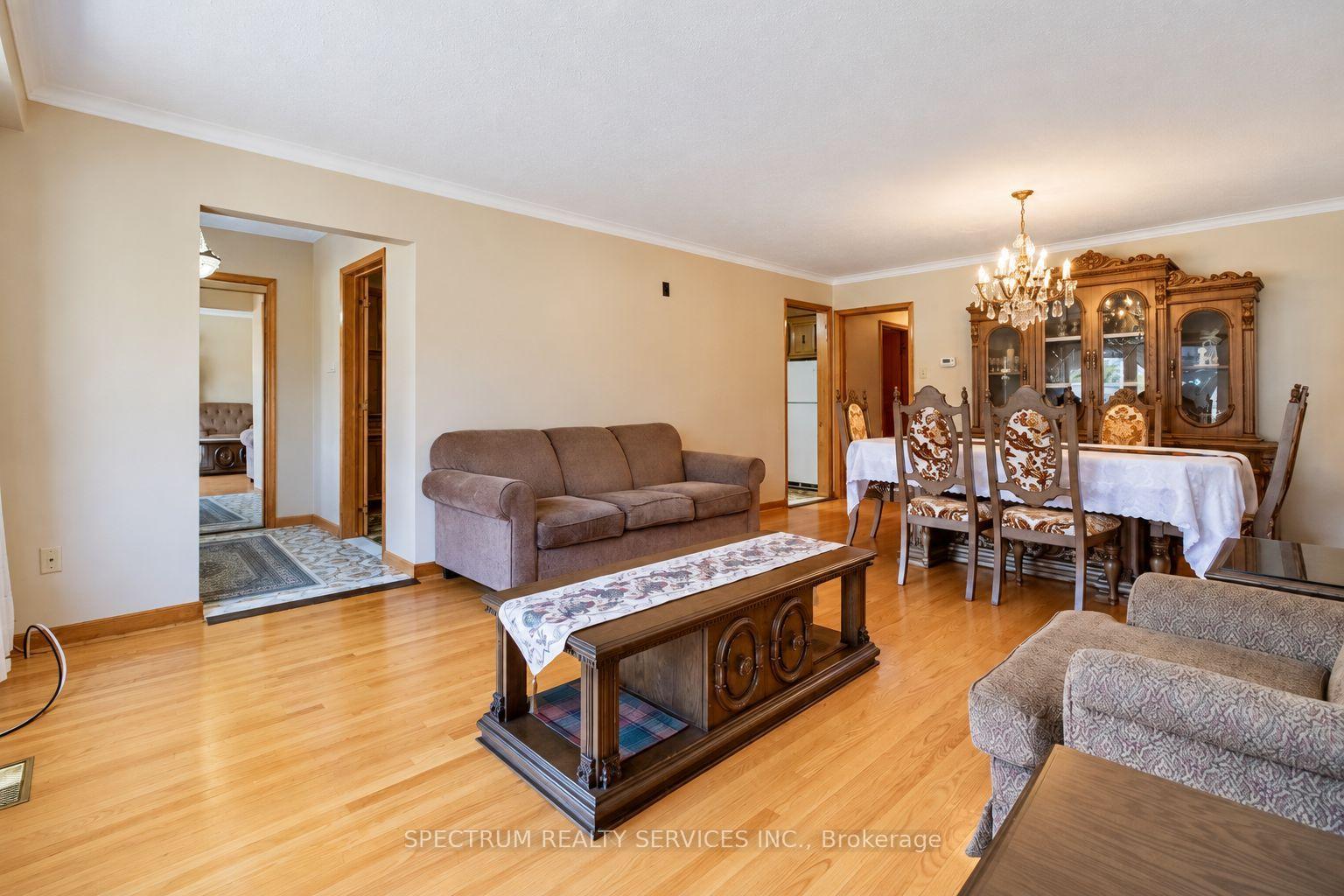 Photo 8 of 42 Berkham Road, Scarborough, Woburn — HOMEH