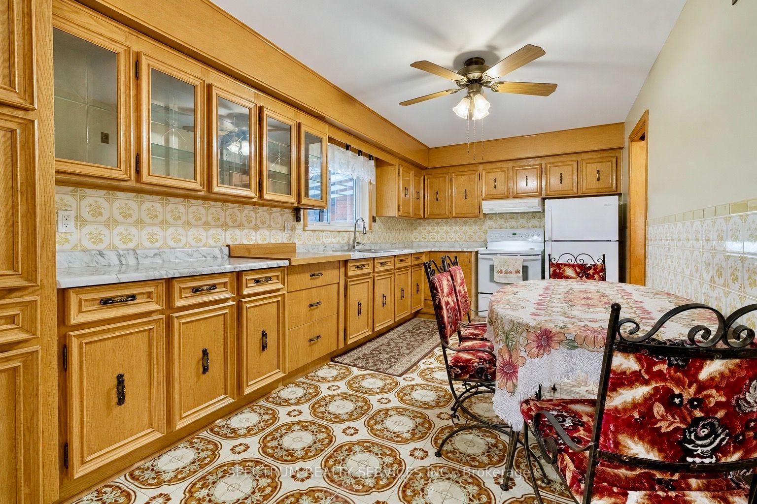 Photo 11 of 42 Berkham Road, Scarborough, Woburn — HOMEH