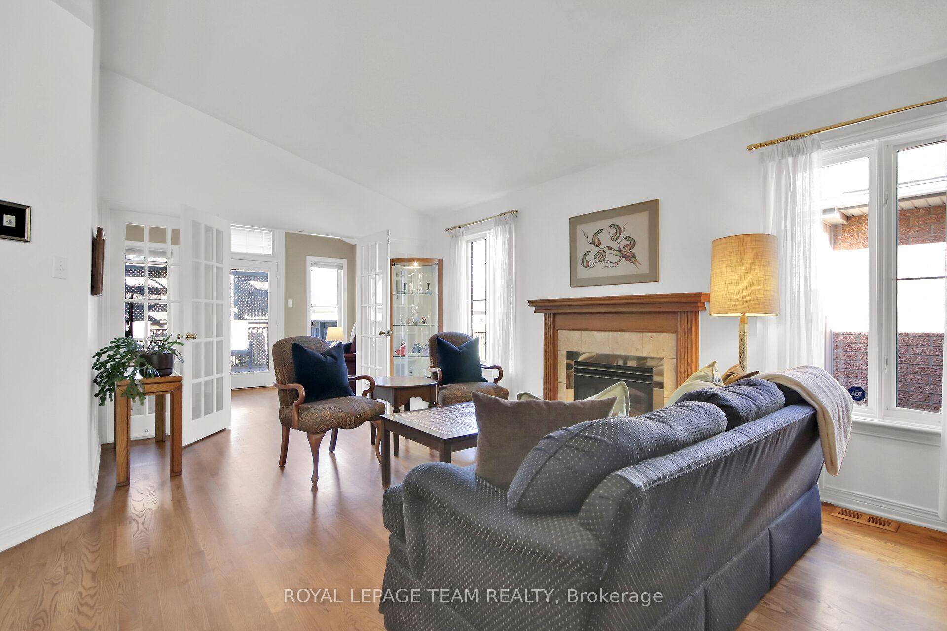 Photo 8 of 85 Quinterra Court, Ottawa, Quinterra — HOMEH