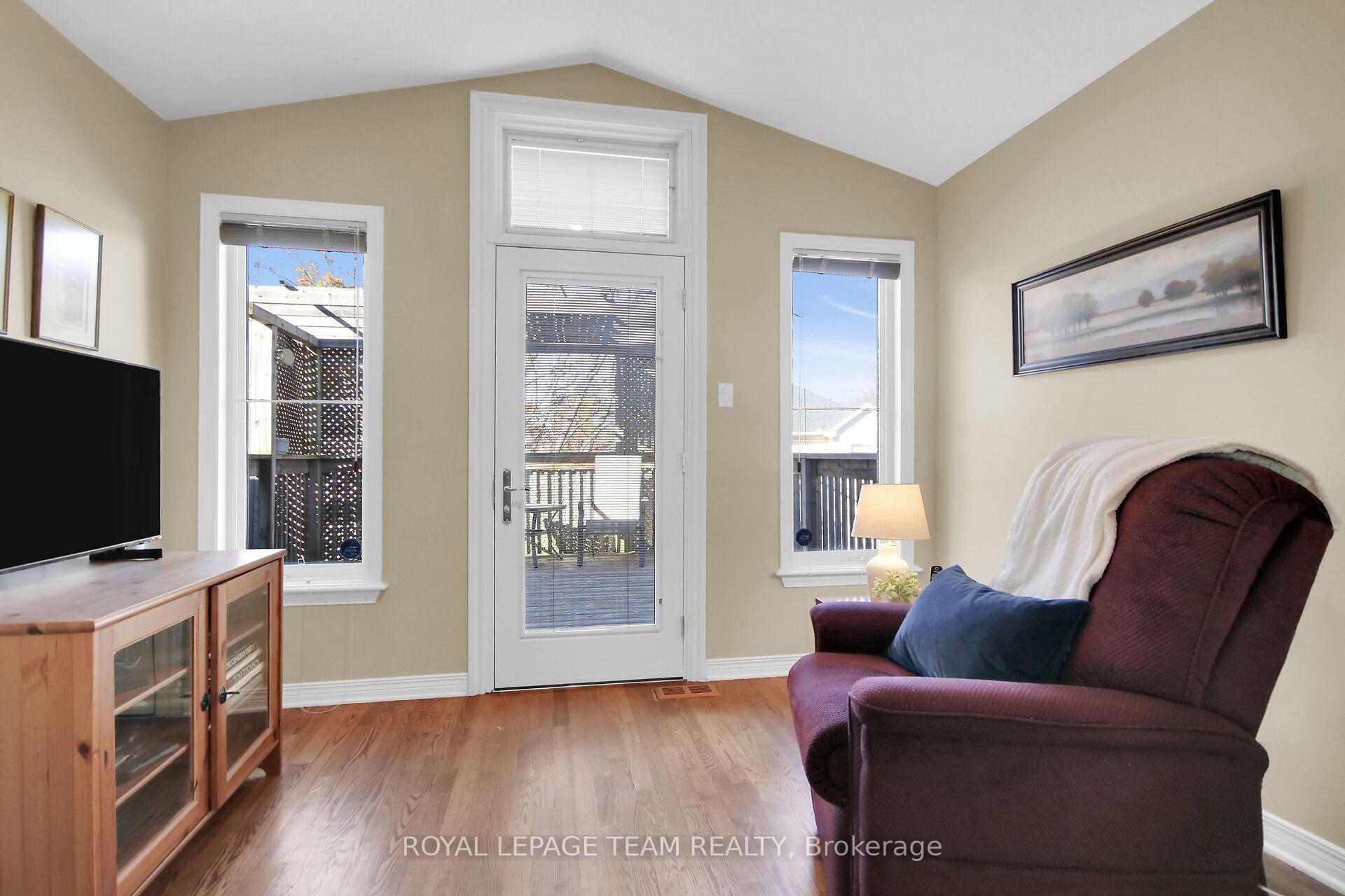 Photo 11 of 85 Quinterra Court, Ottawa, Quinterra — HOMEH