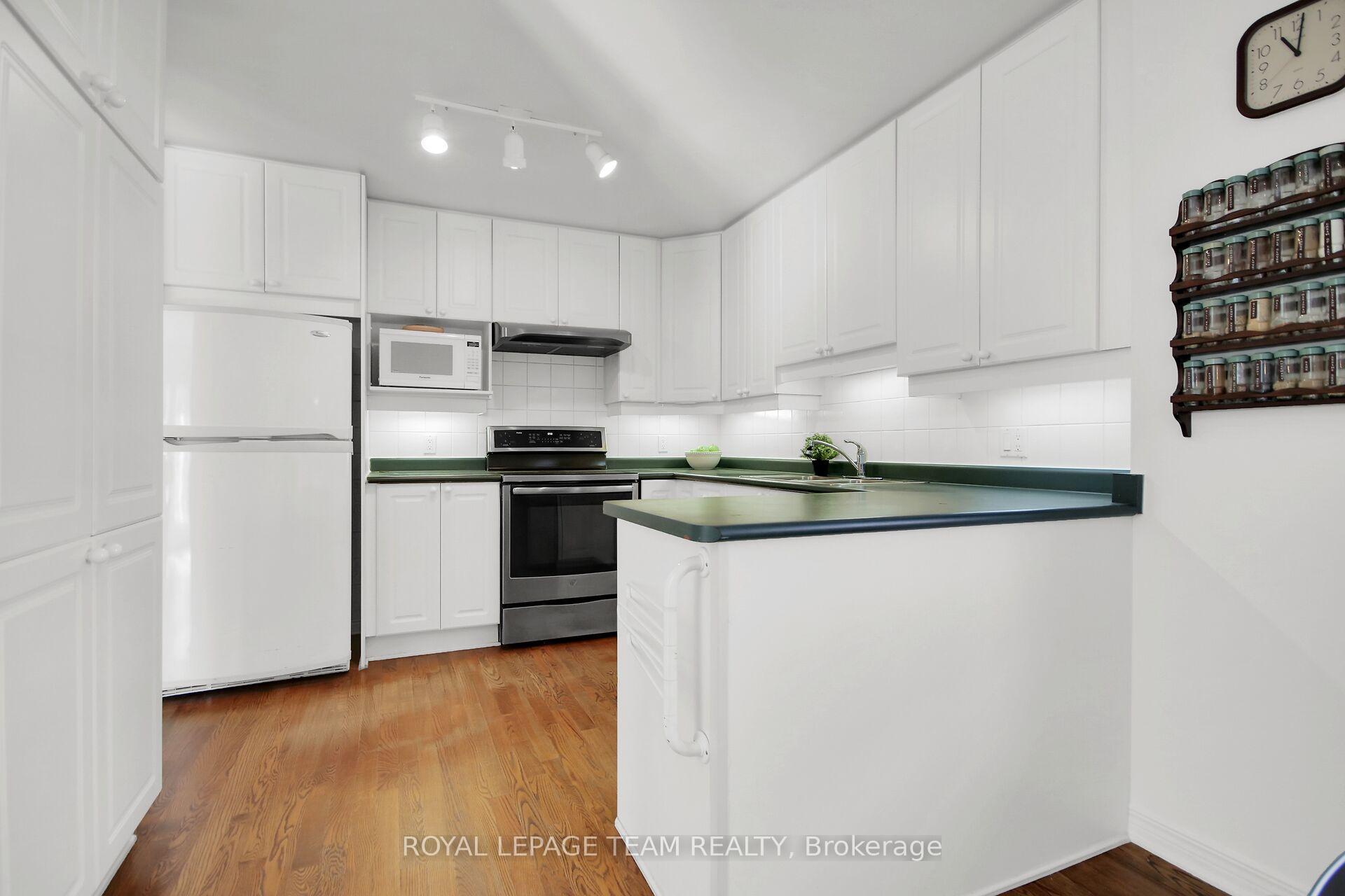 Photo 12 of 85 Quinterra Court, Ottawa, Quinterra — HOMEH