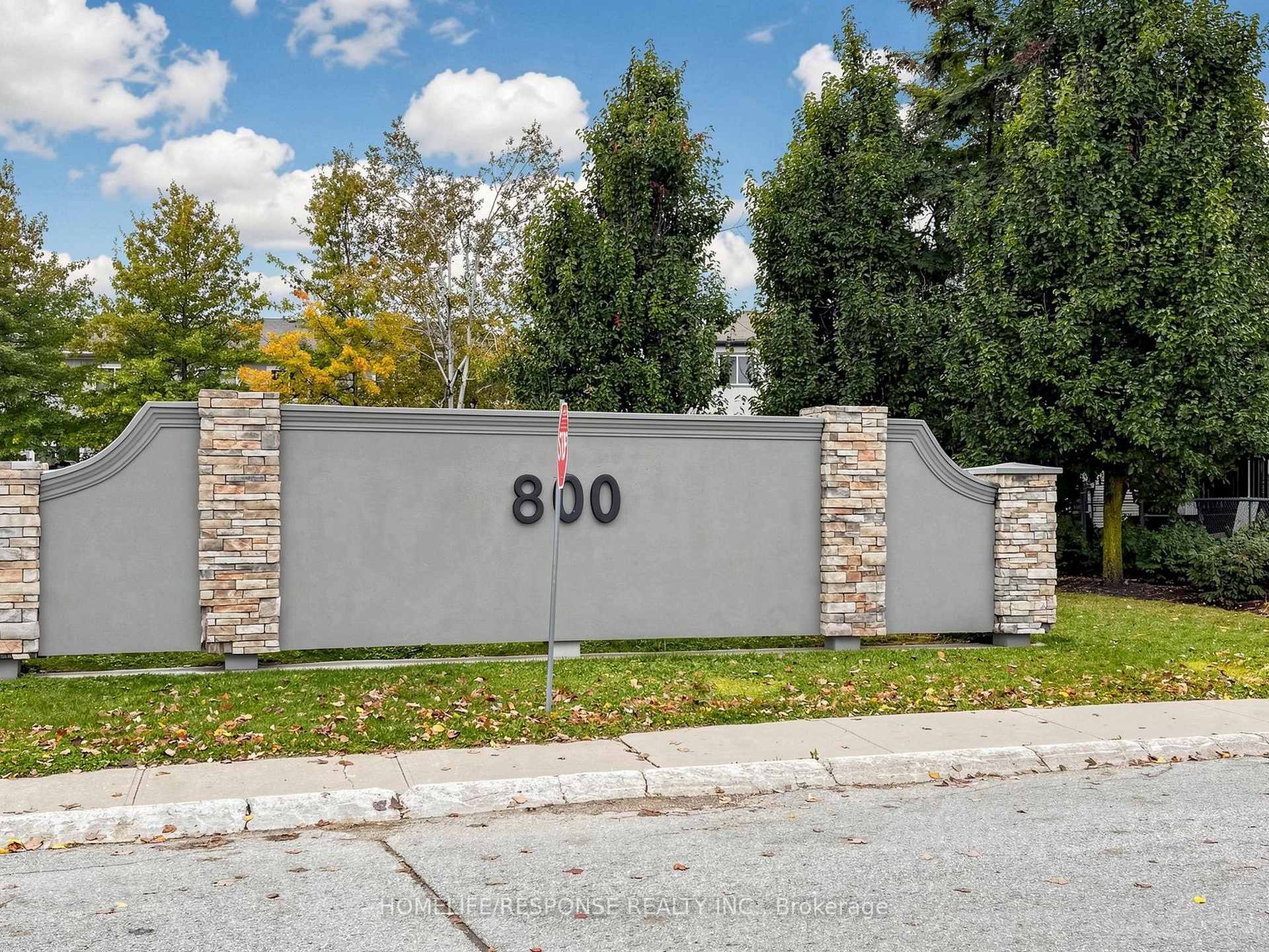 Photo 2 of Unit 32, 800 West Ridge Boulevard, Orillia — HOMEH