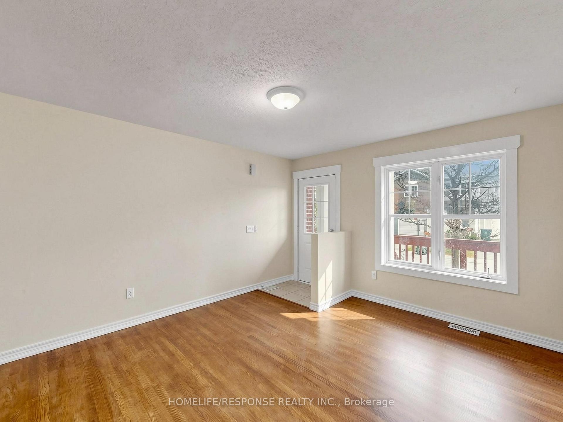 Photo 4 of Unit 32, 800 West Ridge Boulevard, Orillia — HOMEH