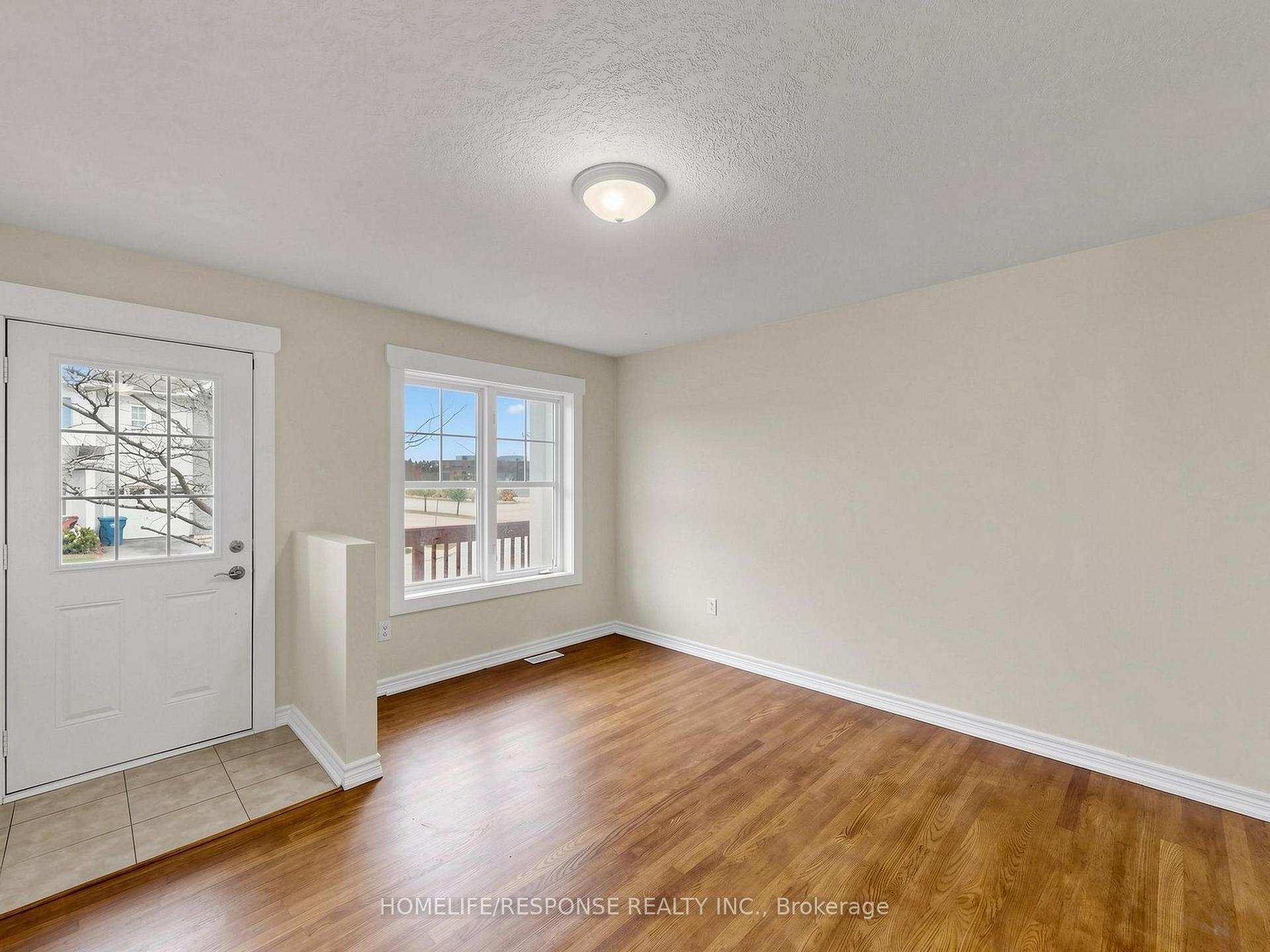 Photo 5 of Unit 32, 800 West Ridge Boulevard, Orillia — HOMEH
