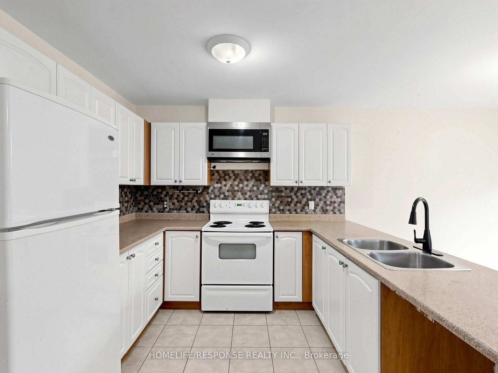 Photo 11 of Unit 32, 800 West Ridge Boulevard, Orillia — HOMEH