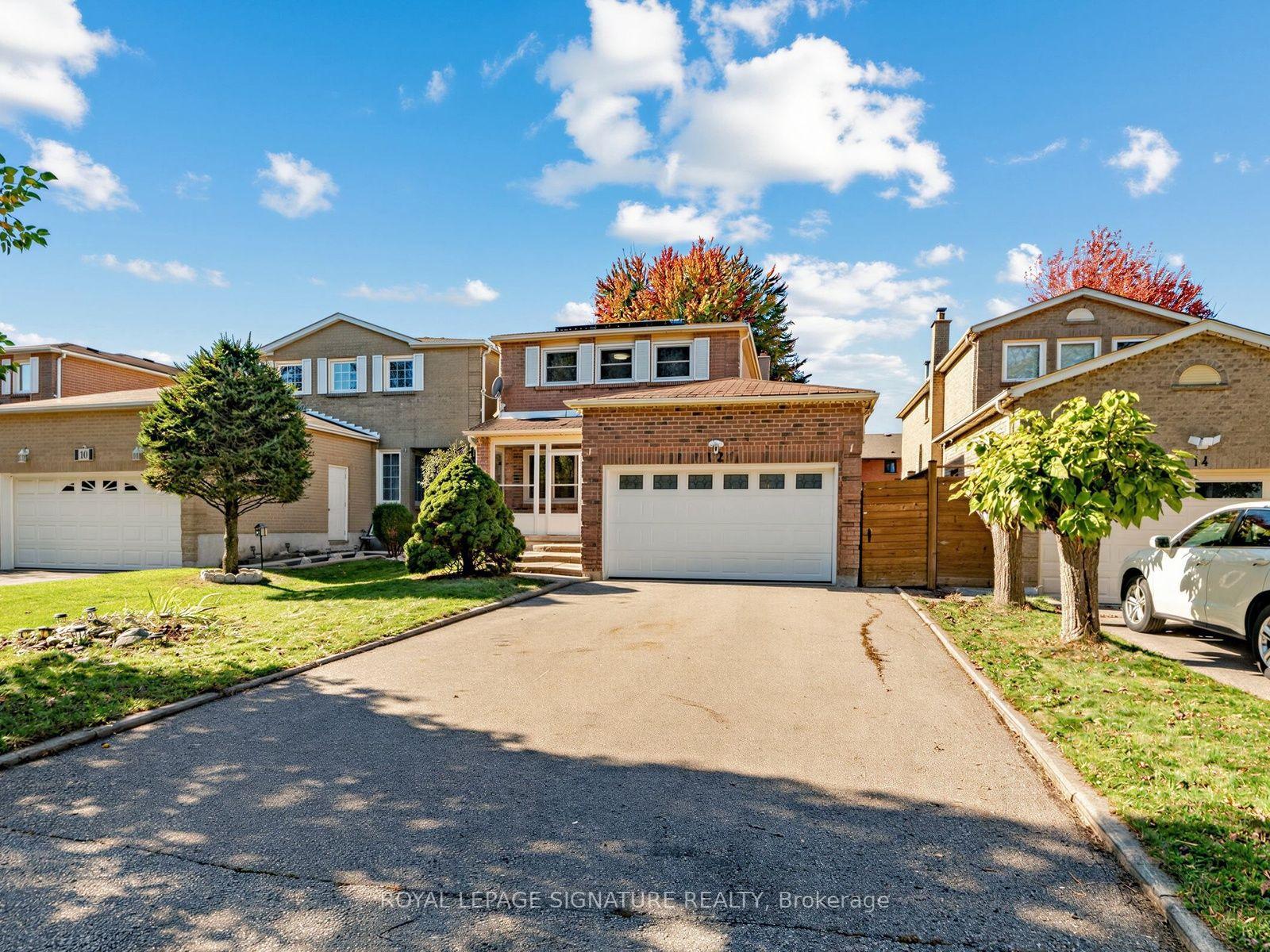 Photo 2 of 12 Strathmore Drive, Markham, Raymerville — HOMEH