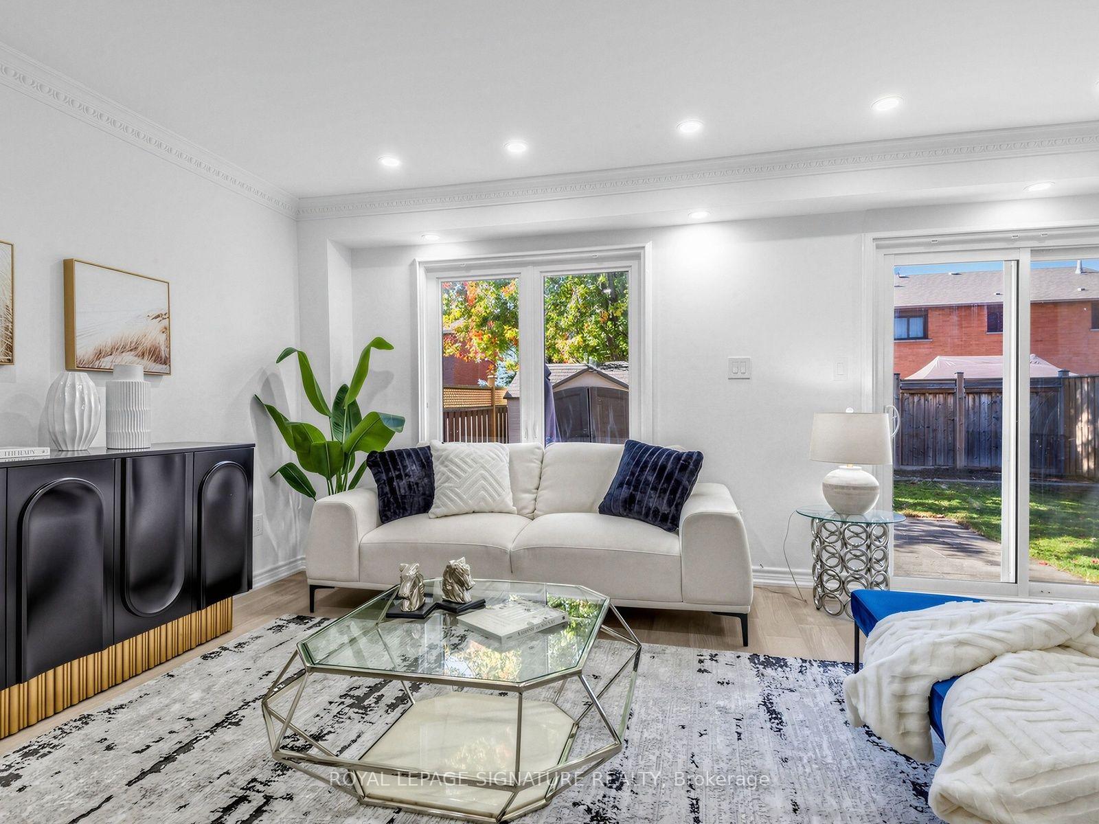 Photo 6 of 12 Strathmore Drive, Markham, Raymerville — HOMEH