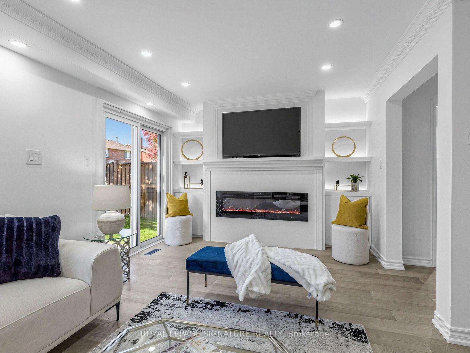 Photo 8 of 12 Strathmore Drive, Markham, Raymerville — HOMEH
