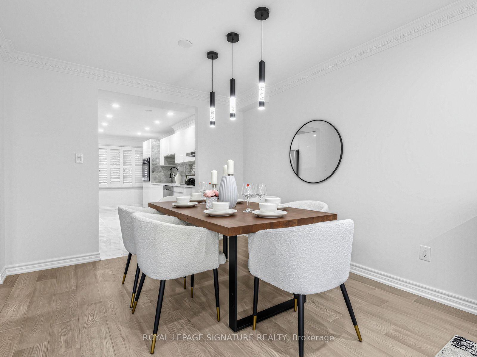 Photo 13 of 12 Strathmore Drive, Markham, Raymerville — HOMEH