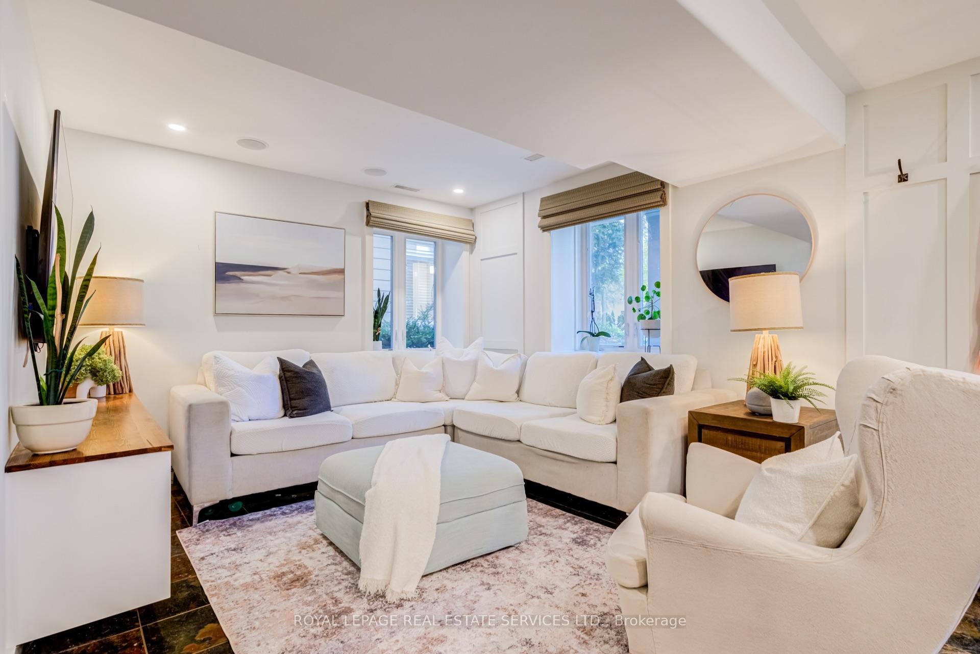 Photo 9 of 3052 Seneca Drive, Oakville, Bronte — HOMEH