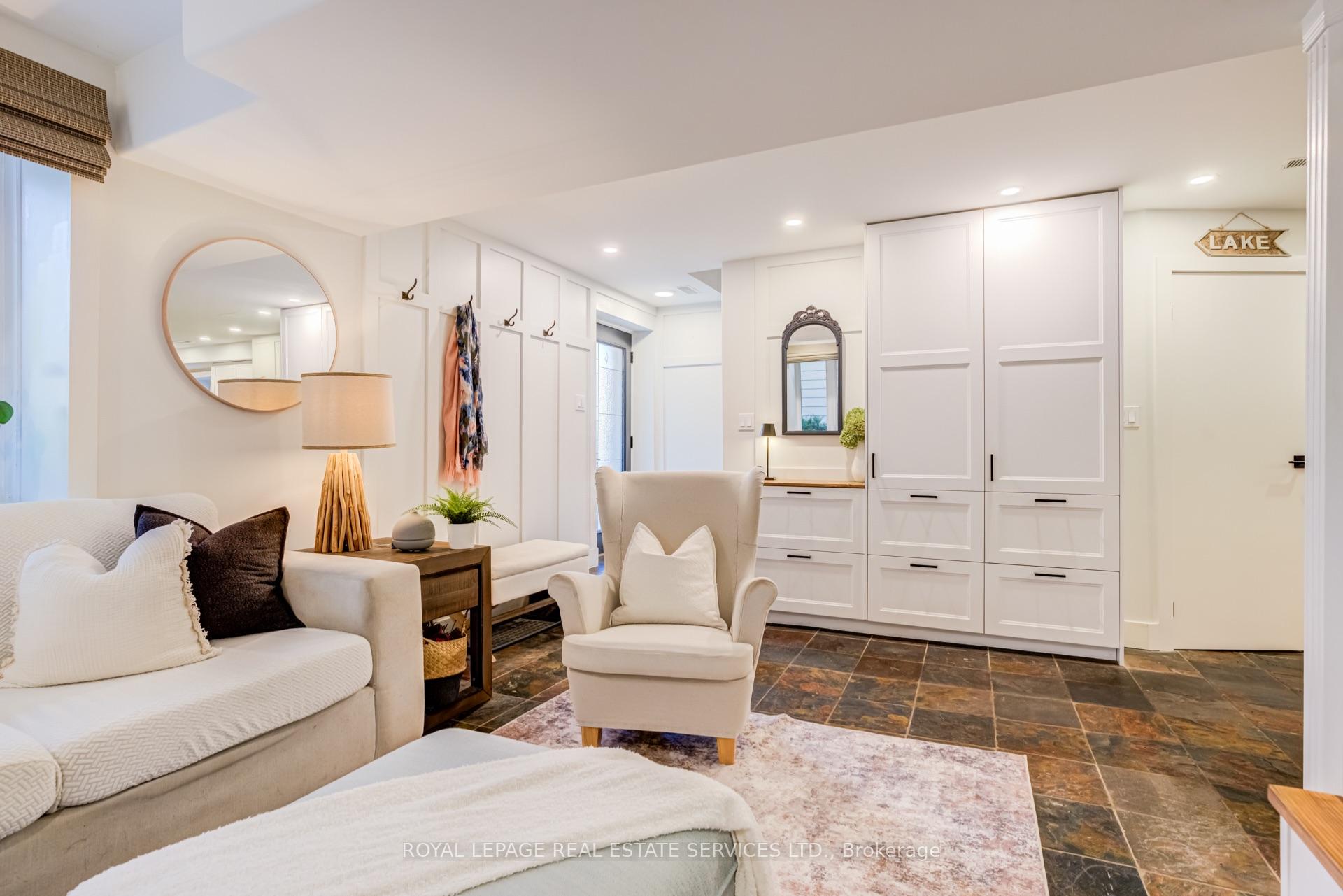 Photo 10 of 3052 Seneca Drive, Oakville, Bronte — HOMEH