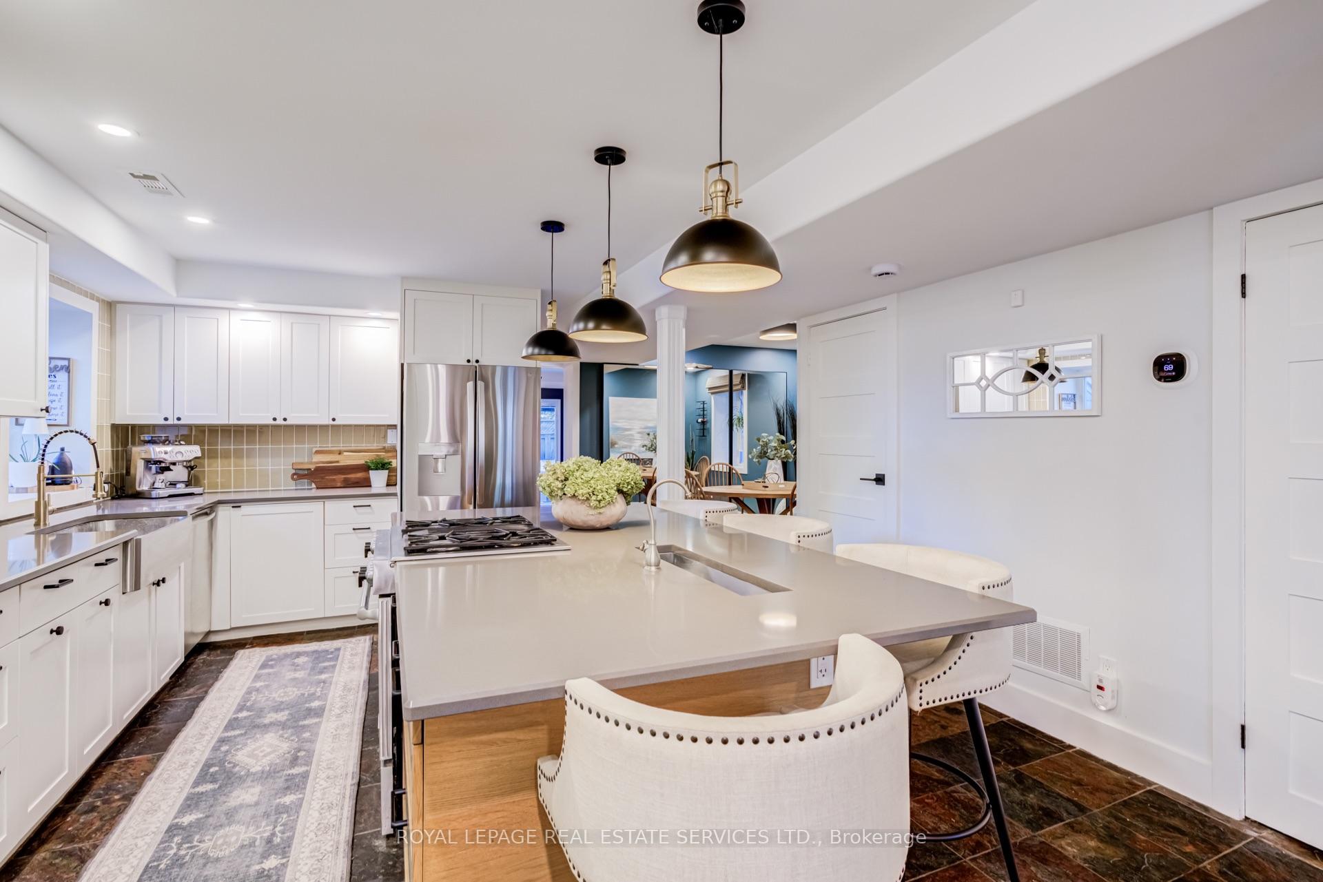 Photo 15 of 3052 Seneca Drive, Oakville, Bronte — HOMEH