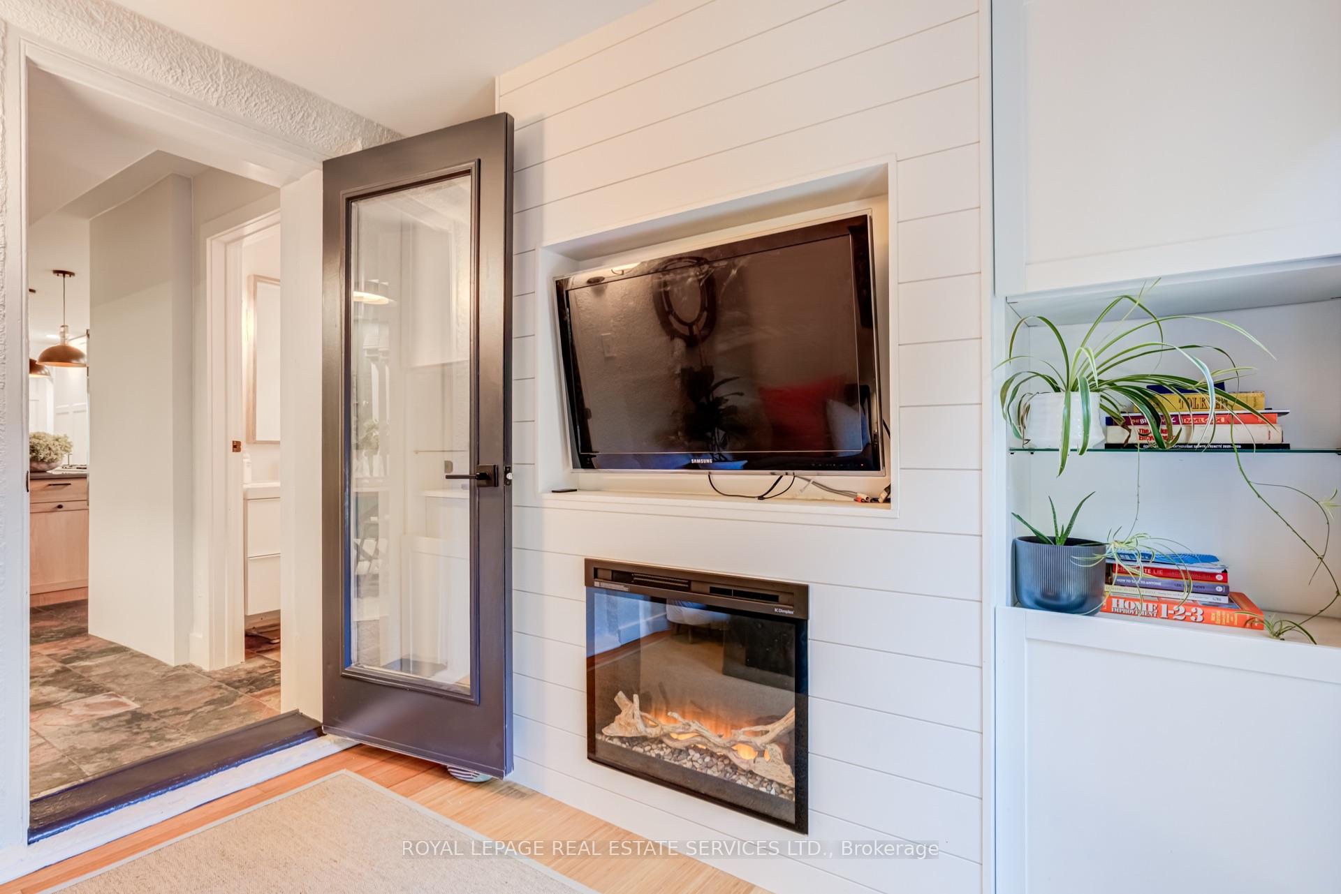 Photo 20 of 3052 Seneca Drive, Oakville, Bronte — HOMEH